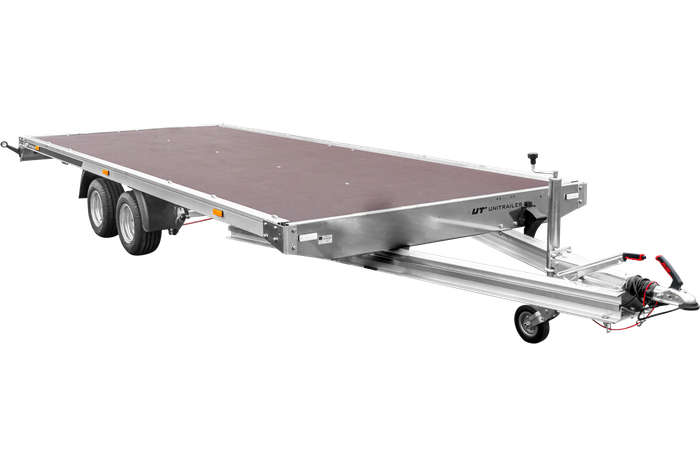 Zweiachsiger Aluminium-Plattform-Abschleppwagen UNIPLAT 600 ALU zulässiges Gesamtgewicht 3500 KG mit Laderampen