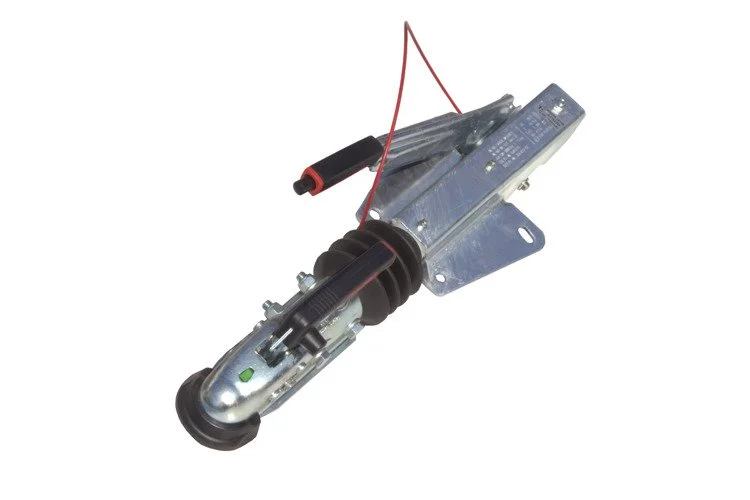 Günstiger gebremster Kupplungskopf für Al-Ko 60S/2 750 kg Anhänger